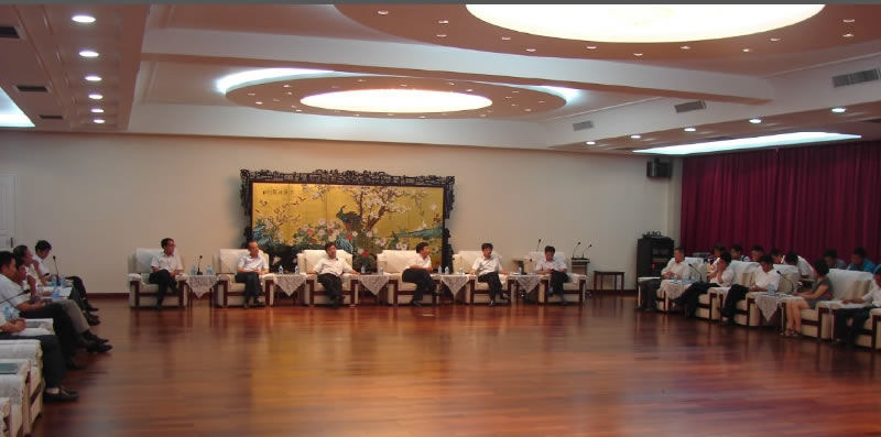 承上啟下，繼往開(kāi)來(lái)--大學(xué)生員工座談會(huì)紀(jì)實(shí)